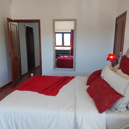 Lucia, Olhos D'agua, Willa *