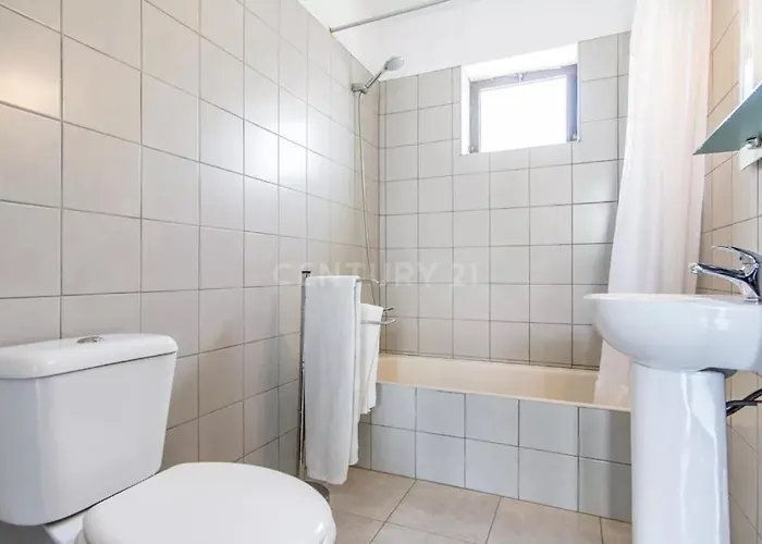 Lucia, Olhos D'agua, 别墅