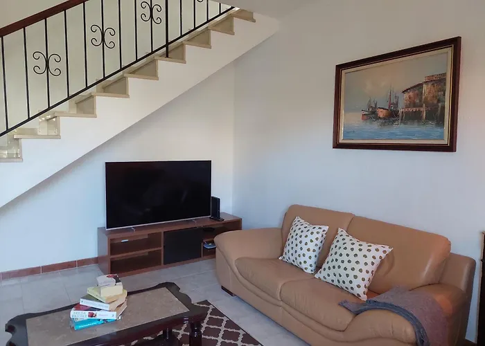 Lucia, Olhos D'agua, 别墅