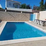 Villa Lucia, Olhos D'agua, *